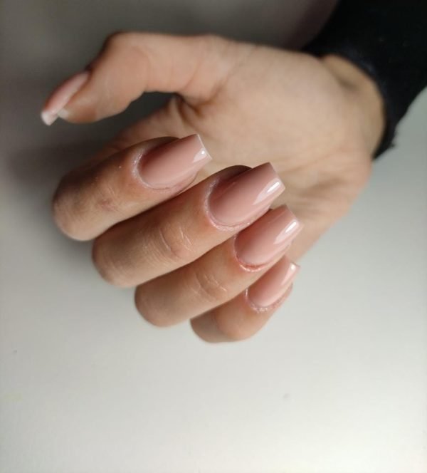 brownish cici nails